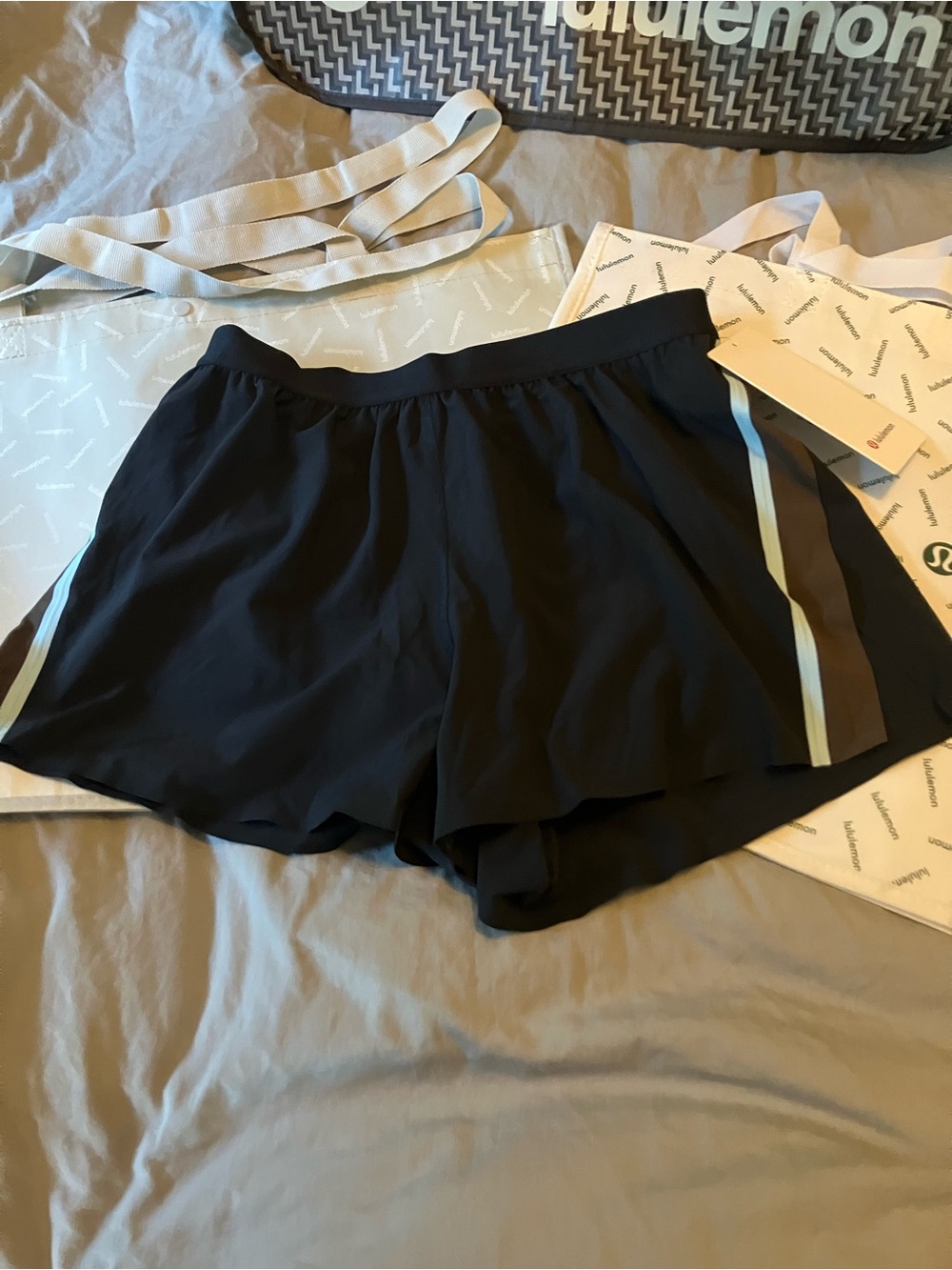 NWT Lululemon High-Rise Split Short 3" *Stripe, S, Black/Walnut Crunch/Seafoam